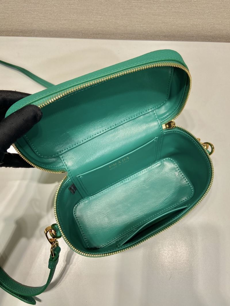 Pra*a box bags